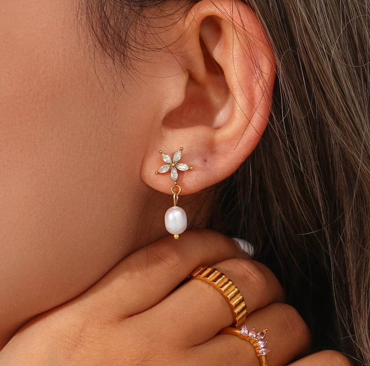 ANGEL DROP EARRINGS