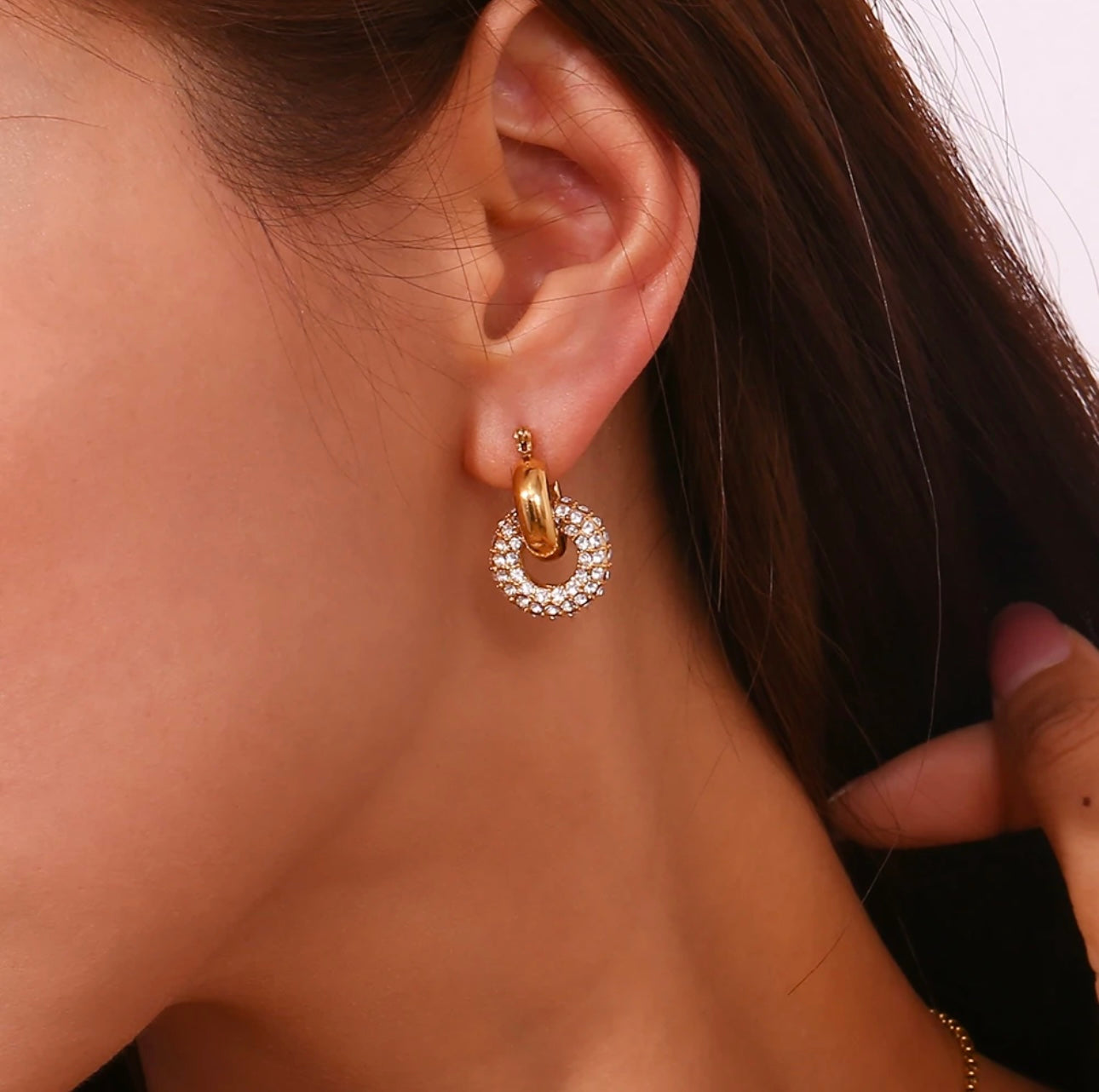 ARIANA HOOPS