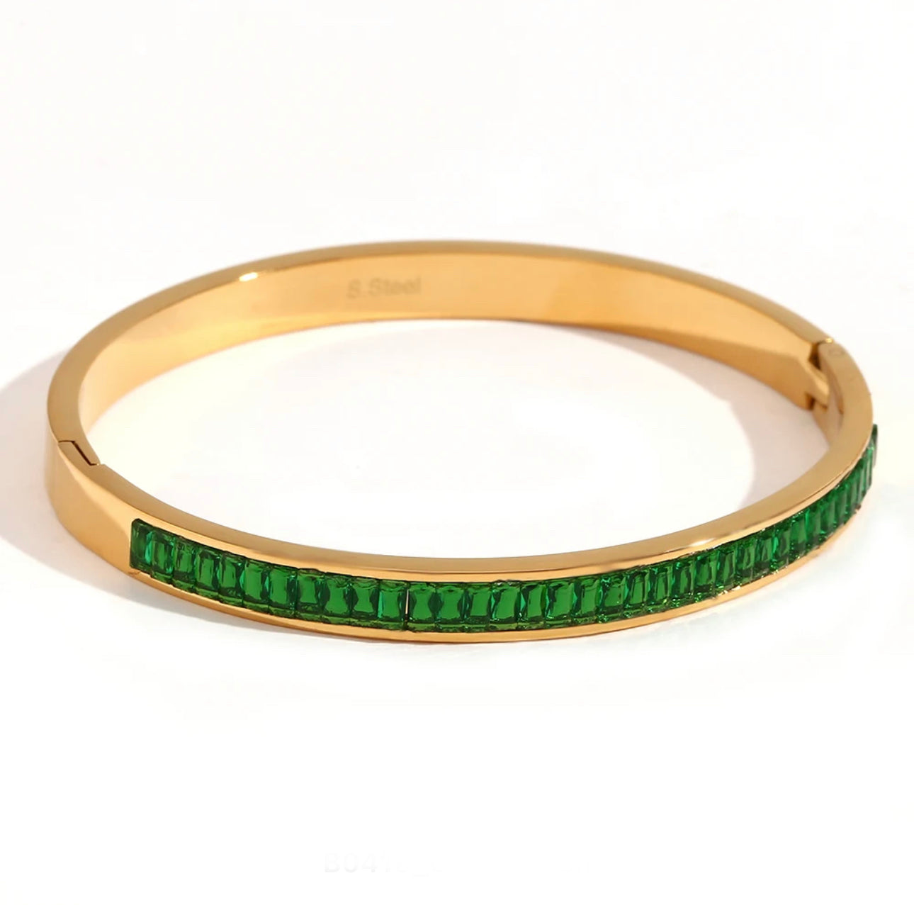 SOFIA BANGLE