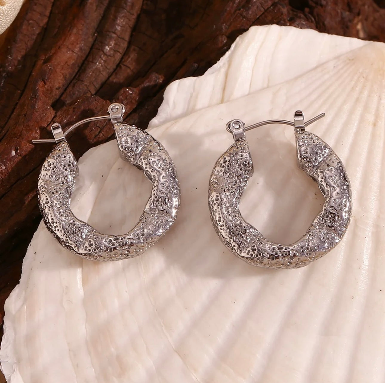 MADONA EARRINGS