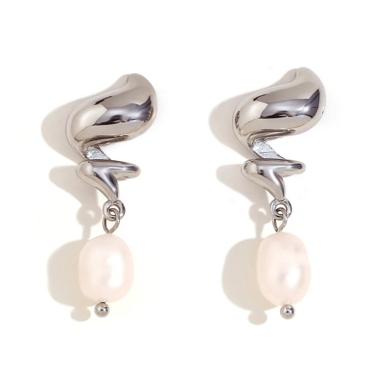 DROP PEARL EARRINGS