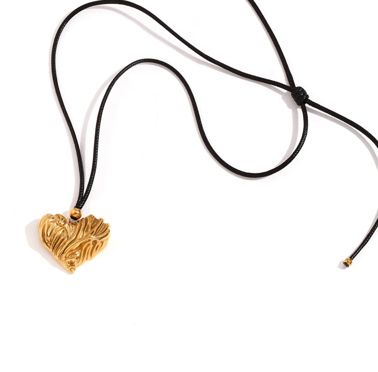 GOLDEN HEART NECKLACE