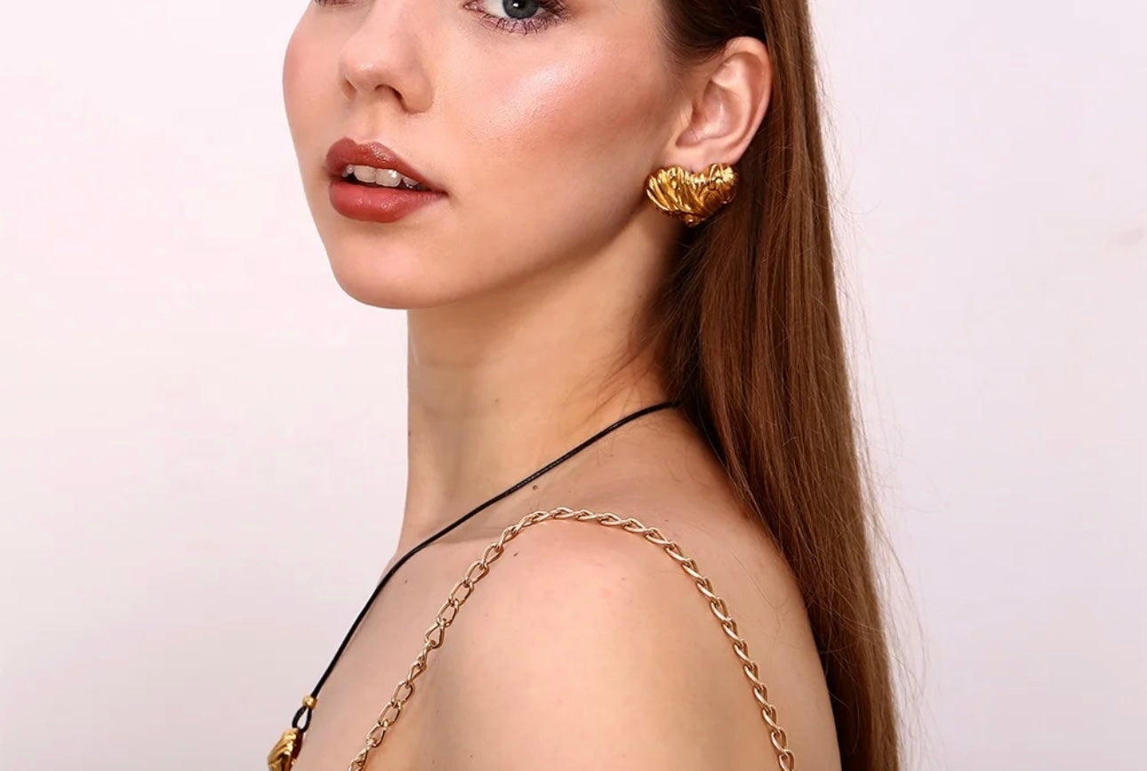 GOLDEN HEART EARRINGS