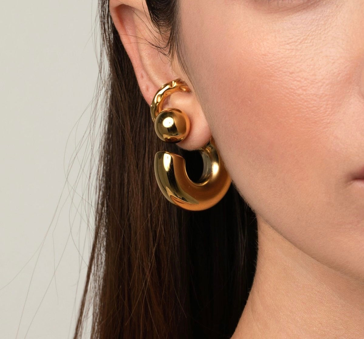 LOLA HOOPS