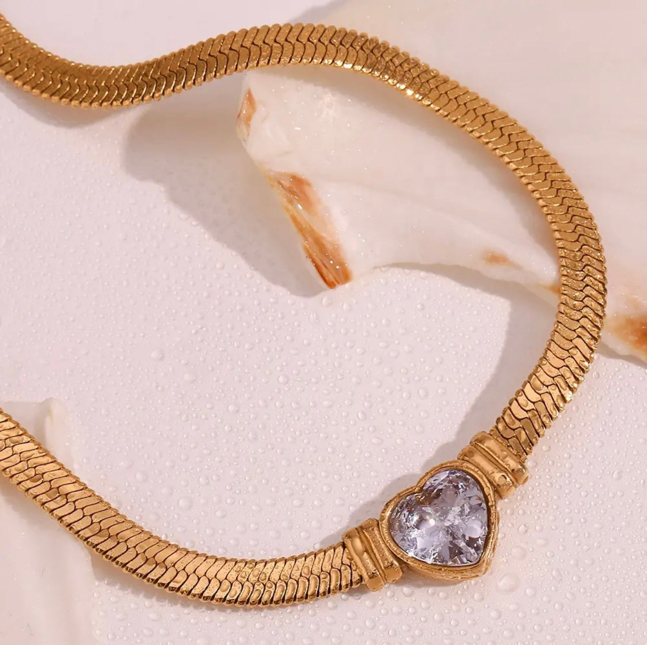 PURE HEART CHAIN