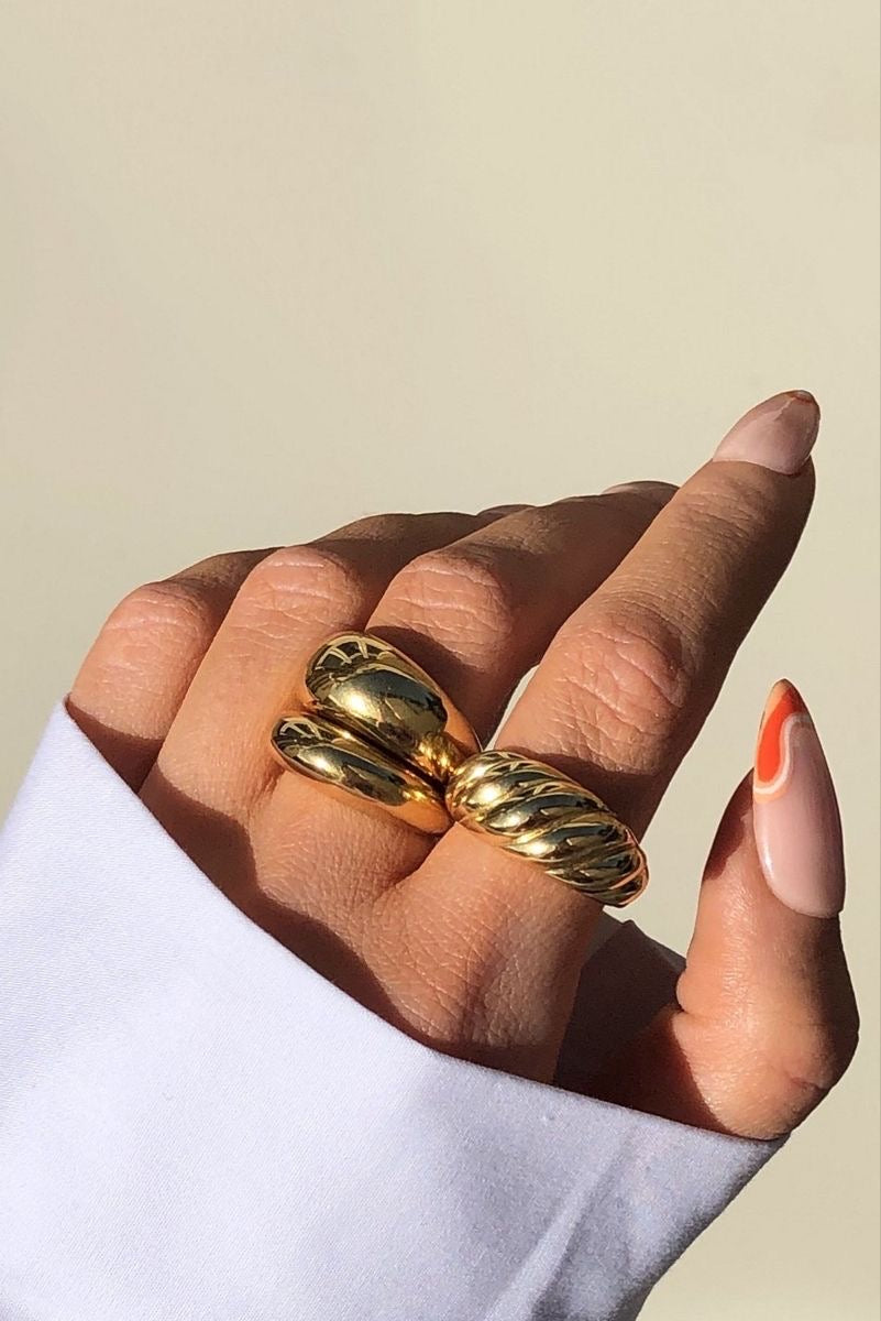ANGELA RING